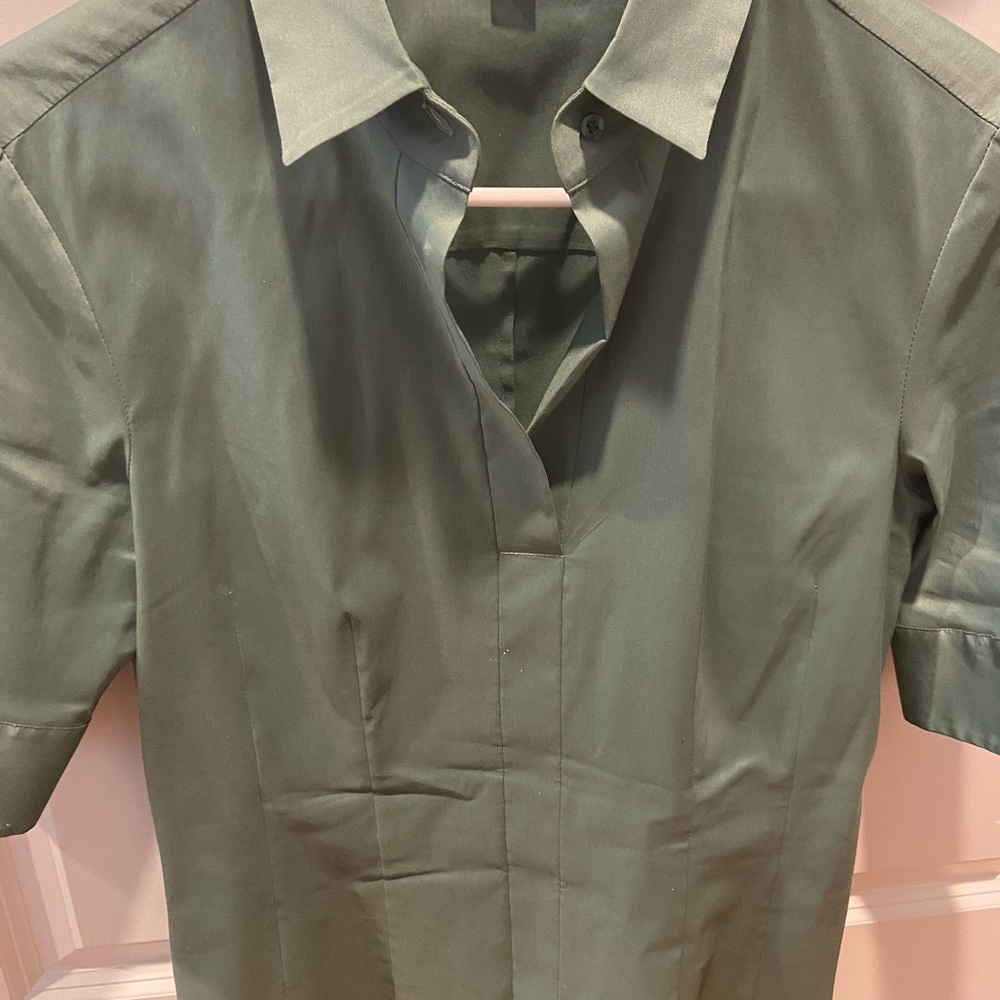 Short sleeve boss brand shirt